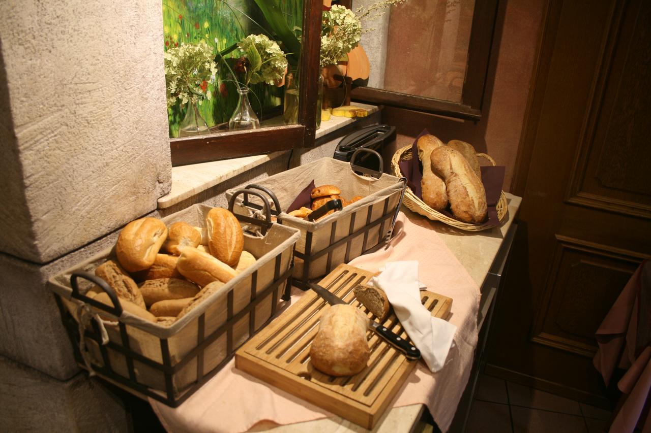Logis Gourmet & Relax Hotel De La Sure Esch-sur-Sûre Zewnętrze zdjęcie