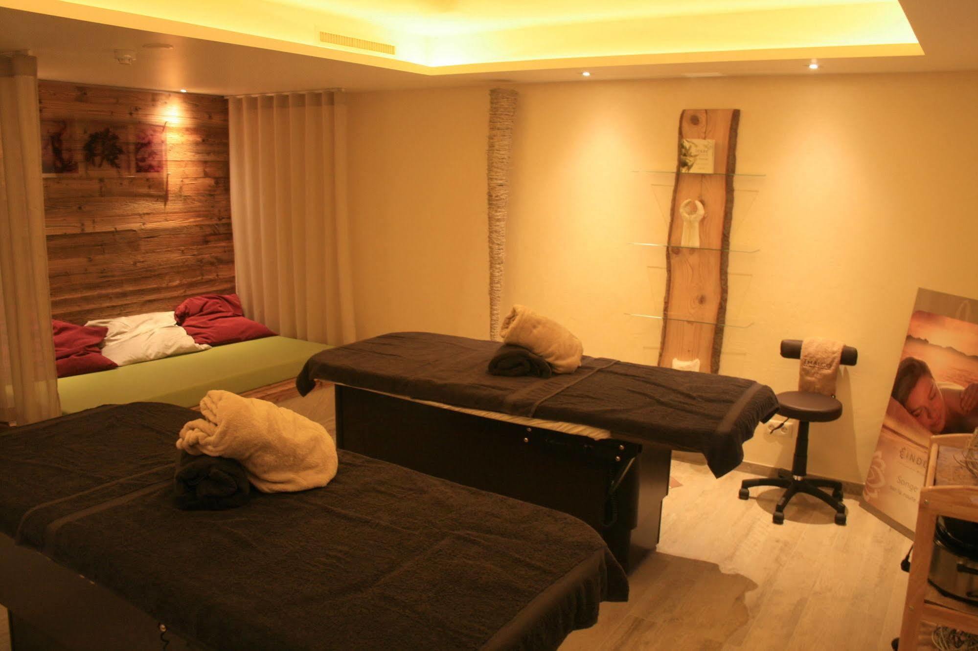 Logis Gourmet & Relax Hotel De La Sure Esch-sur-Sûre Zewnętrze zdjęcie