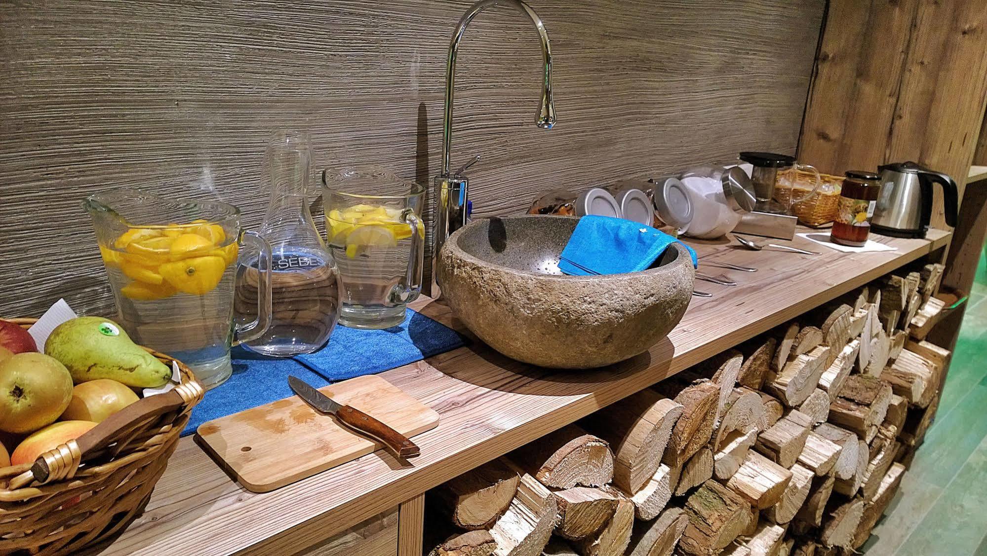 Logis Gourmet & Relax Hotel De La Sure Esch-sur-Sûre Zewnętrze zdjęcie
